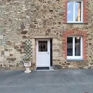 Maison De Bourg Hébergement de vacances La Chapelle-Blanche (Cotes-d'Armor)
