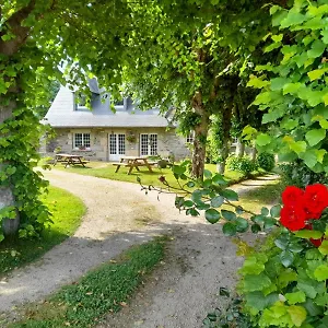 De Charme 14 Personnes Labellisé Clévacances 3 étoiles Hébergement de vacances Sainte-Seve
